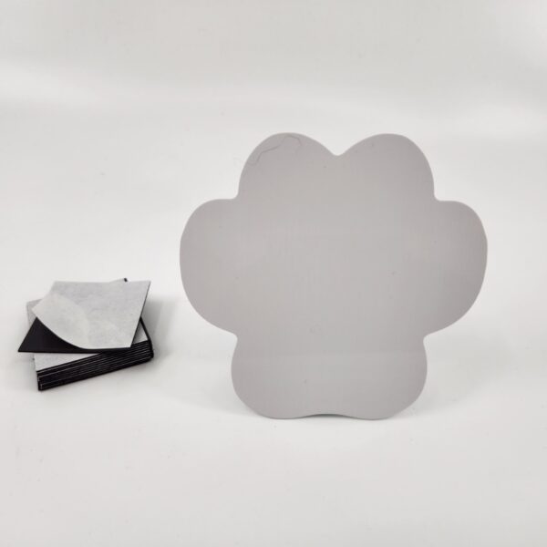 A paw Shape Aluminum plate with some magnet